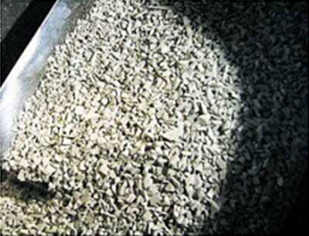 压碎的产品盖或纸盘。